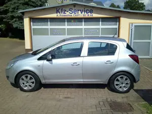 Opel Corsa Edition   TÜV Neu