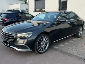 Mercedes-Benz E 400 E 400 d 4Matic 9G-TRONIC Exclusive