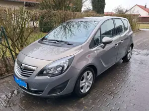 Opel Meriva Meriva 1.7 CDTI Automatik Color Edition