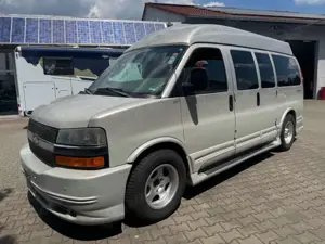 Chevrolet Express Starcraft Heritage LPG Bett Camper