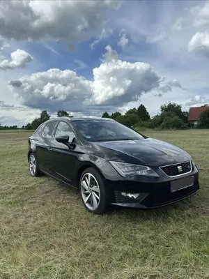 SEAT Leon SEAT LEON ST FR 1.4 TSI / DSG 150 PS / Pano / unfa