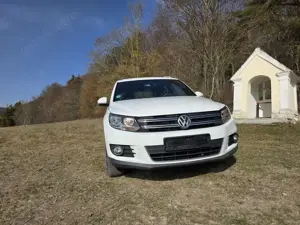 Volkswagen Tiguan 1.4 TSI BlueMotion Technology Lounge Sport  Style