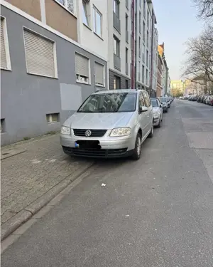 Volkswagen Touran 1.6 FSI