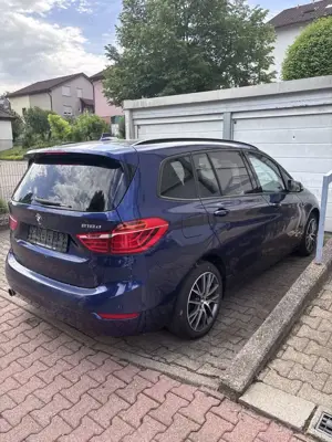 BMW 218