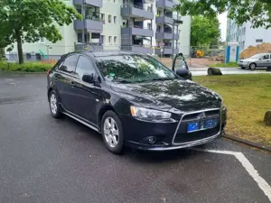 Mitsubishi Lancer Lancer Fließheck 1.8 Instyle