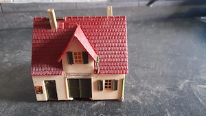 Modelleisenbahn Gebäude