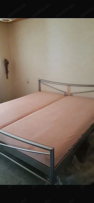 Ehebett inkl. 2 Matratzen   sehr gepflegt & sofort abholbereit