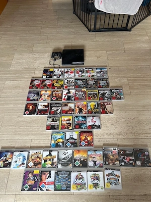 PlayStation 3 Slim + 53 Spiele + 4 Controller   großes Sammlerpaket 