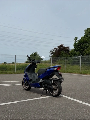 Peugeot Speedfight 4 