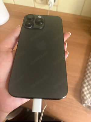 Apple i phone 16 pro 256gb wie neu 