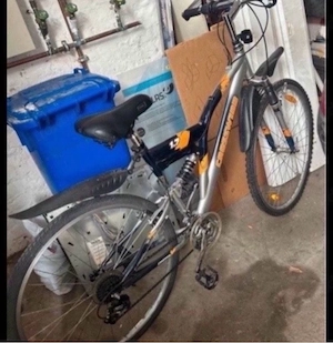 verkaufe im auftrag ein 28 er fahrrad was gemacht werden muss