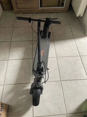Segway Ninebot E-Scooter 