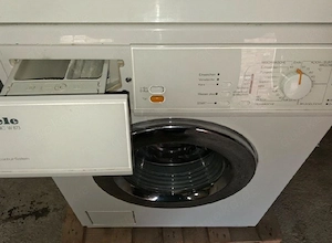 Miele Waschmaschine Novotronic W 980 an