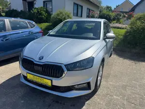 Skoda Fabia Selection, LED Scheinwerfer Carplay Tageszulassung