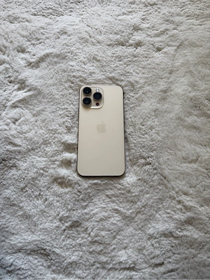 iPhone 14 Pro Max 128 GB Gold   inklusive Original Apple Hülle & Kabel