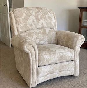 Bequemer Sessel mit Jaquard-Muster