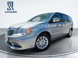 Lancia Voyager 2.8 MultiJet 16v Platinum Automatik