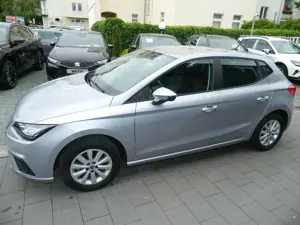 SEAT Ibiza Style 1.0 TSI Sitzheiz/PDC/FullLink/Climatronic/Ganzjahresreifen
