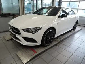 Mercedes-Benz CLA 250 e Coupé AMG*Edition*Night*LED*Panorama-D