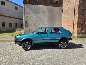 Volkswagen Golf Country