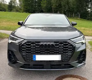 Audi Q3 35 TFSI Sportback S tronic line - Standhzg
