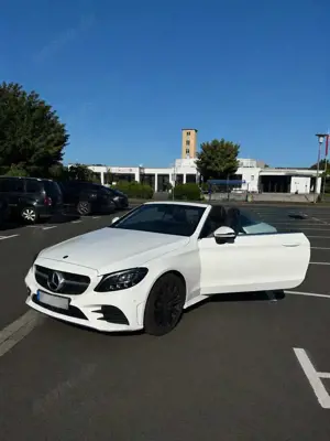 Mercedes-Benz C 180 C 180 (205.476)