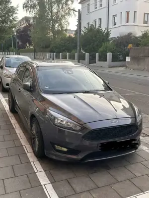 Ford Focus 1.5 EcoBoost Start-Stopp-System ST-Line