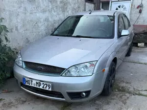 Ford Mondeo Mondeo 2.5 V6 Ghia