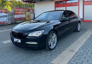 BMW 750 Ld X-Drive M-Paket 360° Laserlicht Tv-Fond BO