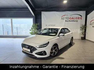 Hyundai i30 1.5 T-GDI Hybrid/CarPlay/Assistenzsys/GARANT