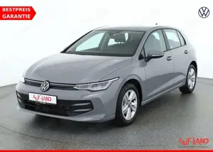 Volkswagen Golf VIII 1.5 TSI Life LED ACC App Connect PDC