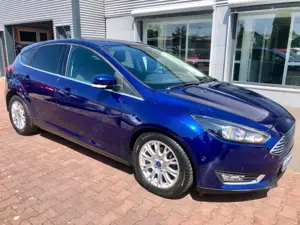 Ford Focus Lim. Titanium/Sitzhz/Navi/Kamera/