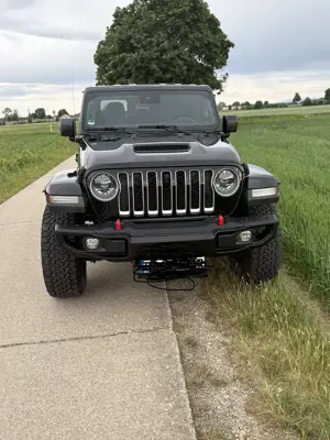 Jeep Gladiator Overland 4WD