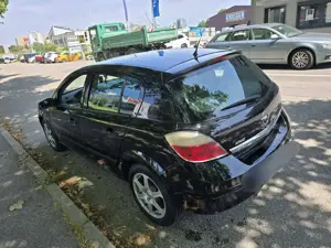 Opel Astra Astra Fließheck  5-Türer 1.4