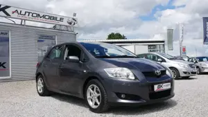 Toyota Auris Life 1. Hand TÜV,- Kundendienst Neu Klima AUX