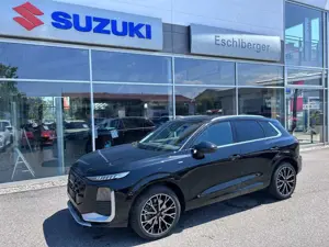 Audi Q3 TFSI quattro 195 kW 2.0 8 Fach Bereift 2.0 TFSI
