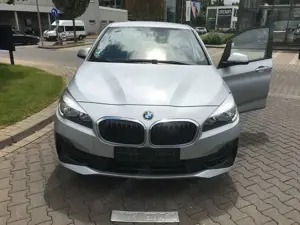 BMW 216