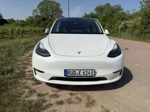 Tesla Model Y Model Y Performance – 21” Turbine, unfallfrei