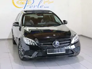 Mercedes-Benz C 300 T 9G AVANTGARDE"PANORAMA"AHK"360"SPUR"TOTW"LED"AMB