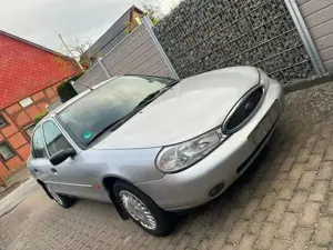 Ford Mondeo Mondeo Festival