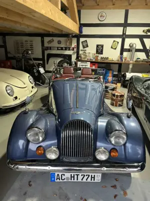Morgan Plus 8