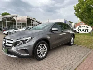 Mercedes-Benz GLA 200 TEMP/SHZ/NAVI