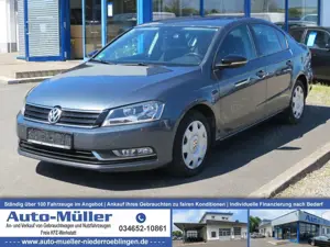 Volkswagen Passat Trendline B7 Park  Sound HU-03/27