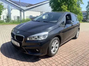 BMW 220 Active Tourer 220 d! Euro 6! 6 Gang !AHK