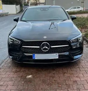 Mercedes-Benz CLA 200 7G-DCT AMG Line Night Paket