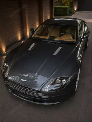Aston Martin V8 Vantage Sportshift