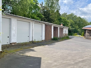 Große Garage für Wohnmobil, Wohnwagen, Boote etc.
