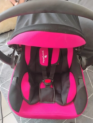 Babyschale 