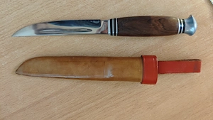 Fahrtenmesser mit Lederscheide ca 70 Jahre alt