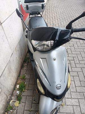 Rex Roller als Ersatzteillager